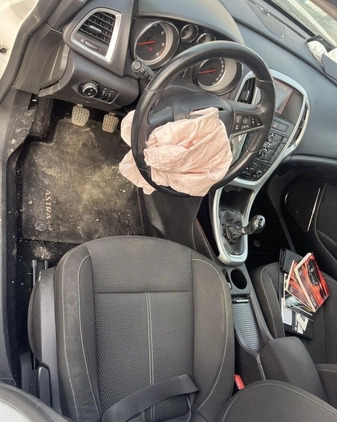 Opel Astra cena 13500 przebieg: 179000, rok produkcji 2011 z Brzesko małe 56